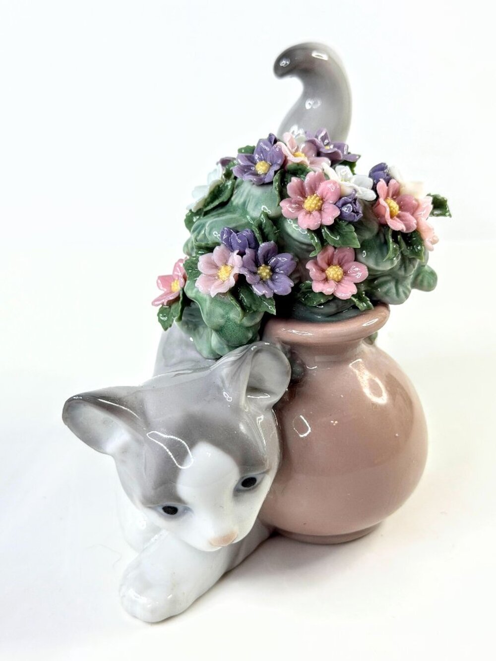 Lladro Secret Spot #6566 Cat Flower Pot Porcelain Figurine A1053